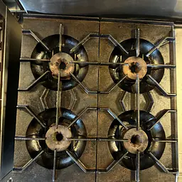 Eight Burner Range Stove Oven With 12" Griddle COMBO MONTAGUE - Master
