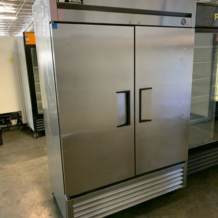 Stainless Steel Two Door Refrigerator TRUE - Master