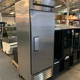  Stainless Steel Refrigerator TRUE - Master