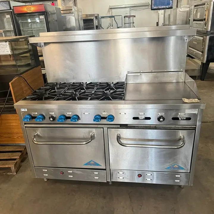 Six Burner Stove Combo With 24" Griddle and Ovens CASTLE - Master
