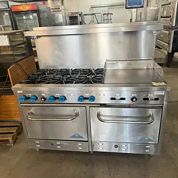 Six Burner Stove Combo With 24" Griddle and Ovens CASTLE - Master