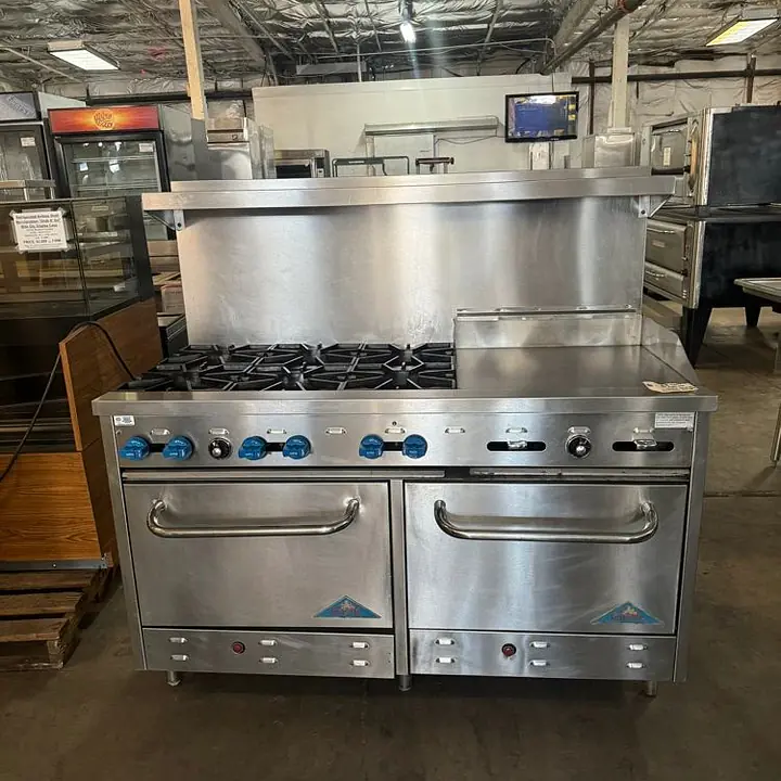 Six Burner Stove Combo With 24" Griddle and Ovens CASTLE - Master