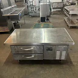 Refrigerated Chef Base 60" BEVERAGE AIR WTRCS52 - Master