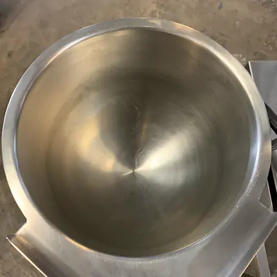 Electric Tilt Steam Kettle SOUTHBEND primary image