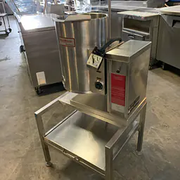 Electric Tilt Steam Kettle SOUTHBEND - Master