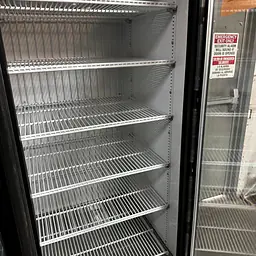 Three Glass Door Freezer TRUE - Master