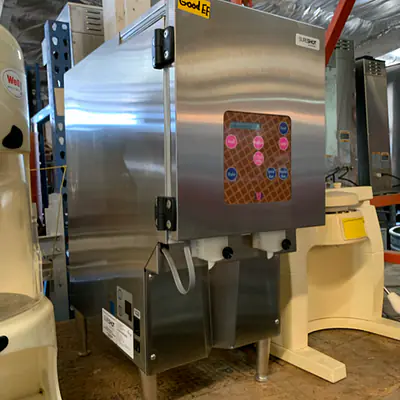 Refrigerated Liquid Dispenser primary image