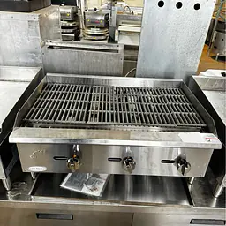 3 Burner Charbroiler 36” SERV-WARE SCBS-36 - Master