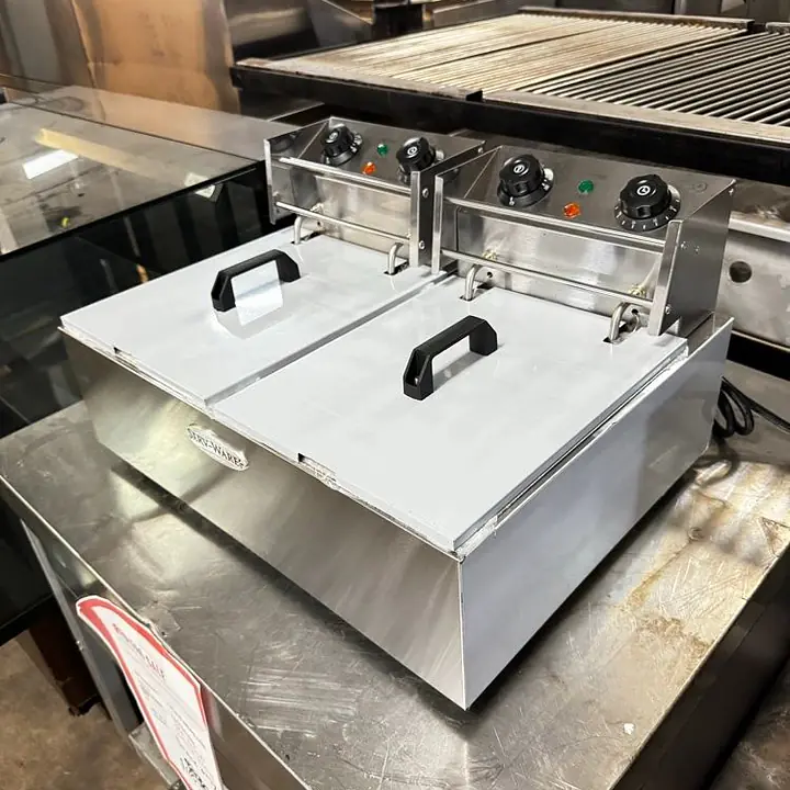2 Basket Electric Fryer SERV-WARE EF-60L - Master