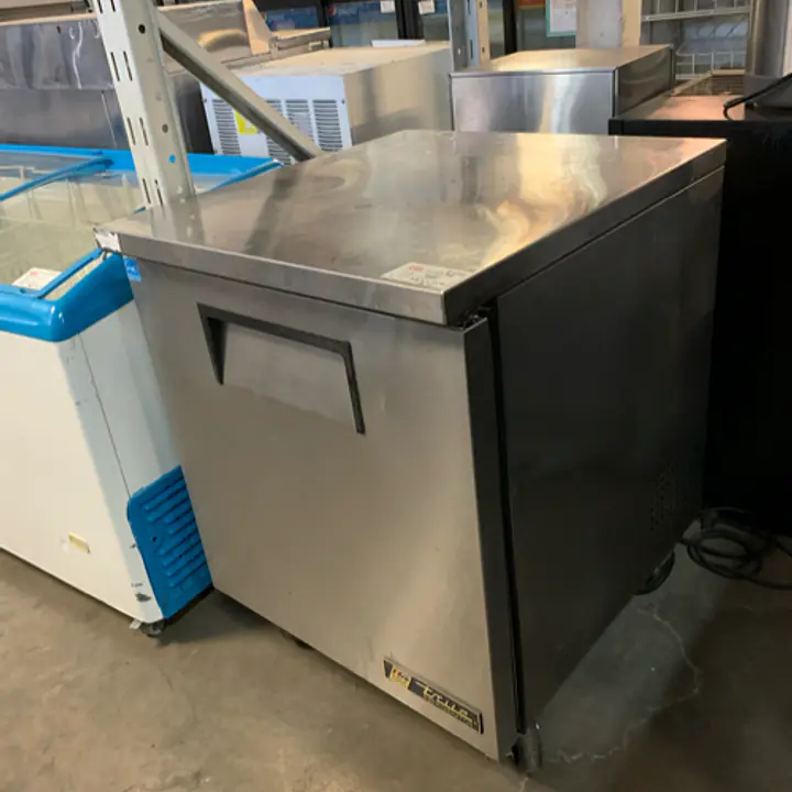 Undercounter Refrigerator TRUE - Master
