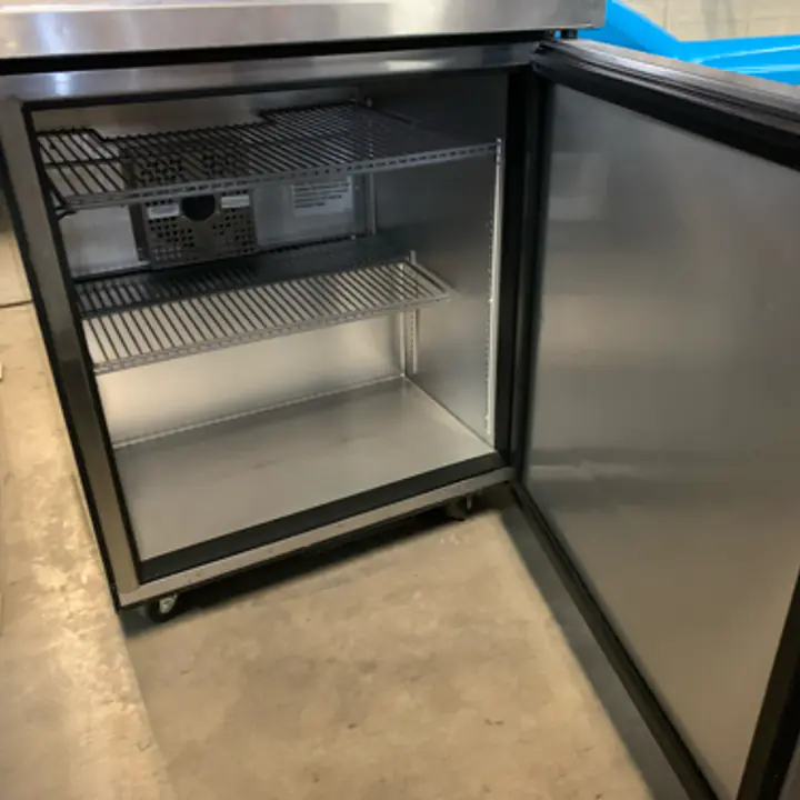Undercounter Refrigerator TRUE - Master