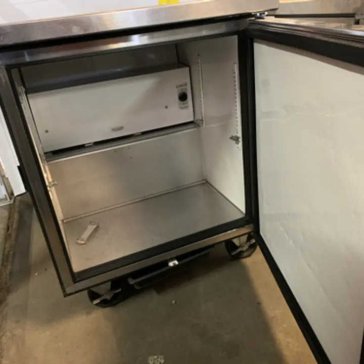 Undercounter Refrigerator TRUE - Master