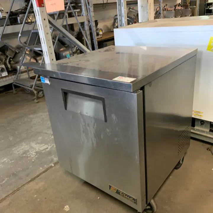 Undercounter Refrigerator TRUE - Master