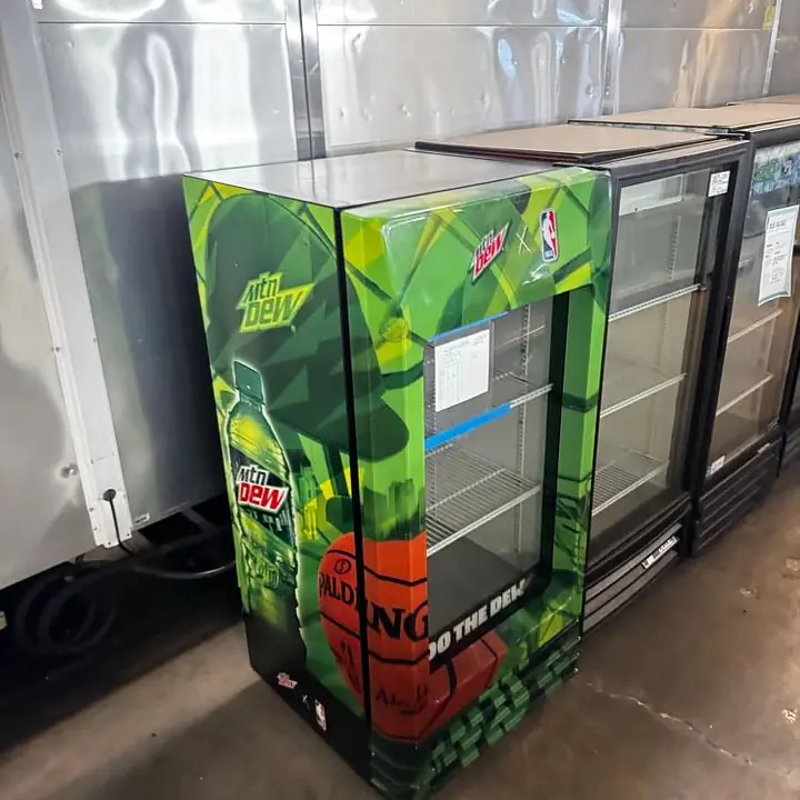 Glass Door Refrigerator TRUE - Master