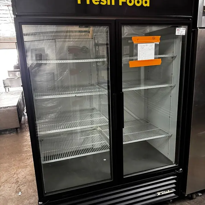 Two Glass Door Refrigerator TRUE GDM-49-LD - Master