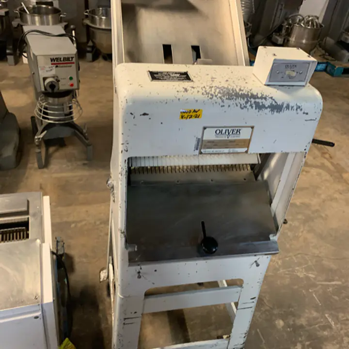 Oliver 797-32 Bread Slicer - Master