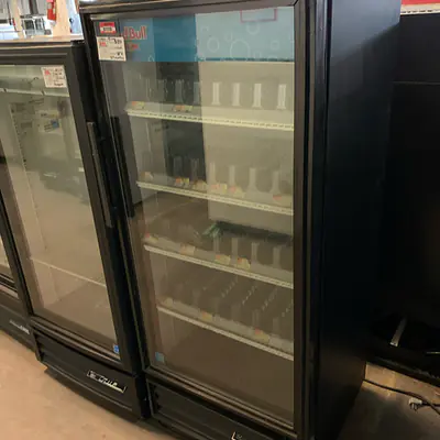 Glass Door refrigerator TRUE GDM.10-58-HC-LD secondary image