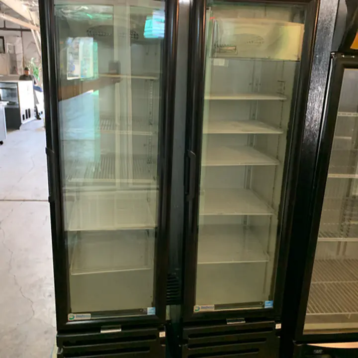 Glass Door Refrigerator IMBERA - Master