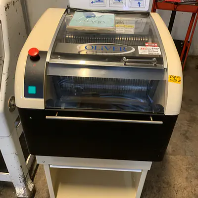 Oliver 938-N Bread Slicer  secondary image