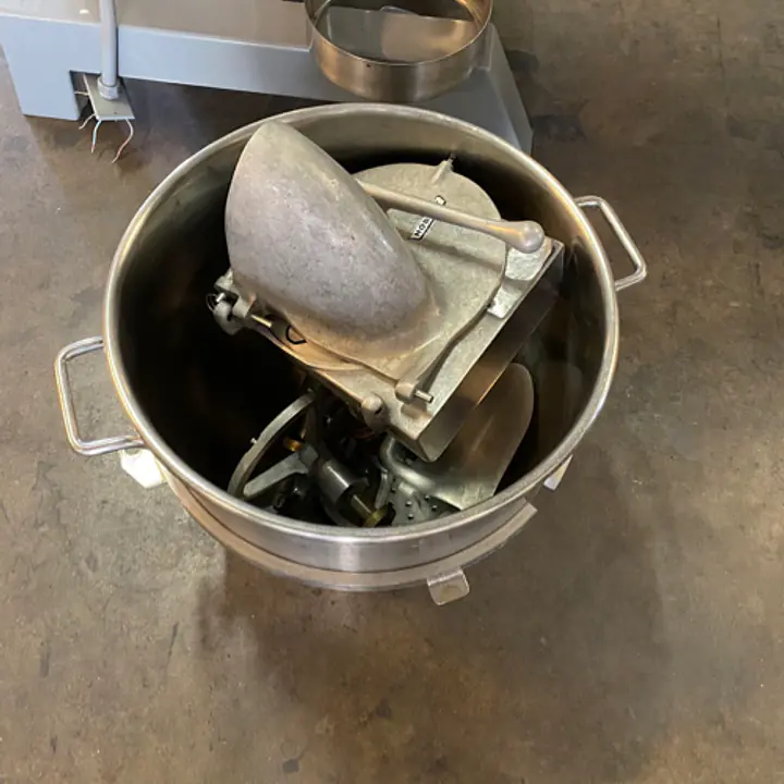 Refrigerated Salad Bar Prep TRUE - Master