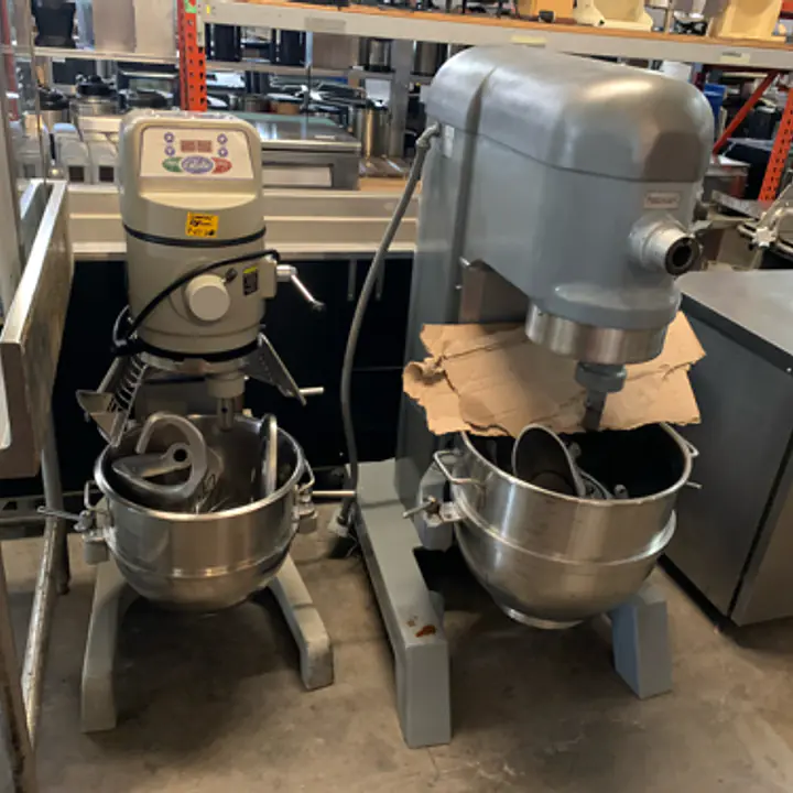 Refrigerated Salad Bar Prep TRUE - Master