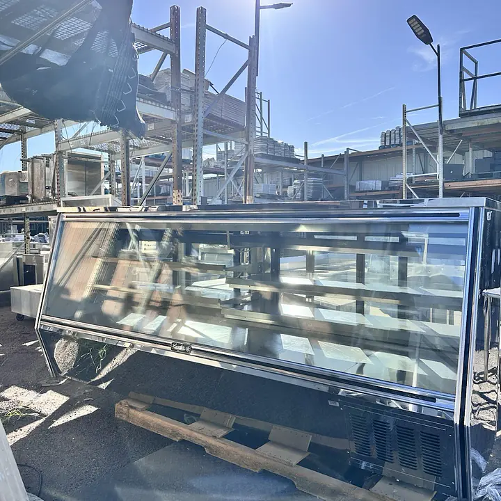 Leader HDL118SC- Refrigerated Deli Case - Master