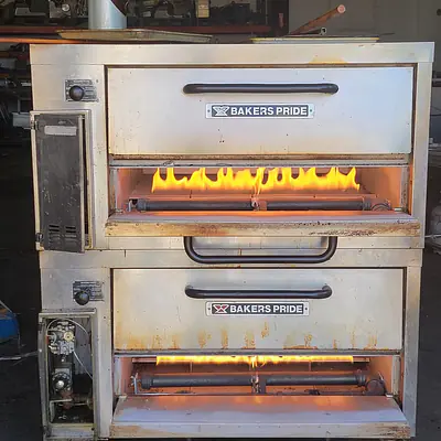 Bakers Pride 251 Pizza Oven primary image