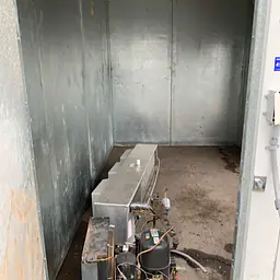 Stainless Steel Three Door Refrigerator TRAULSEN - Master