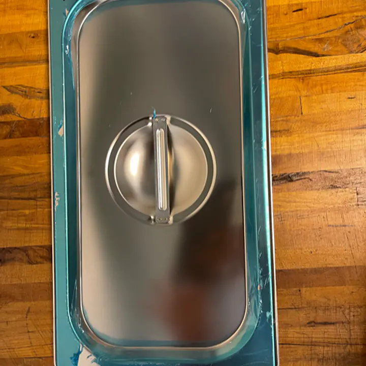 Used Walk-in cooler with glass doors - Master