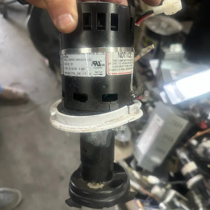 Ice O Matic Water Pump 230 Volt - Master