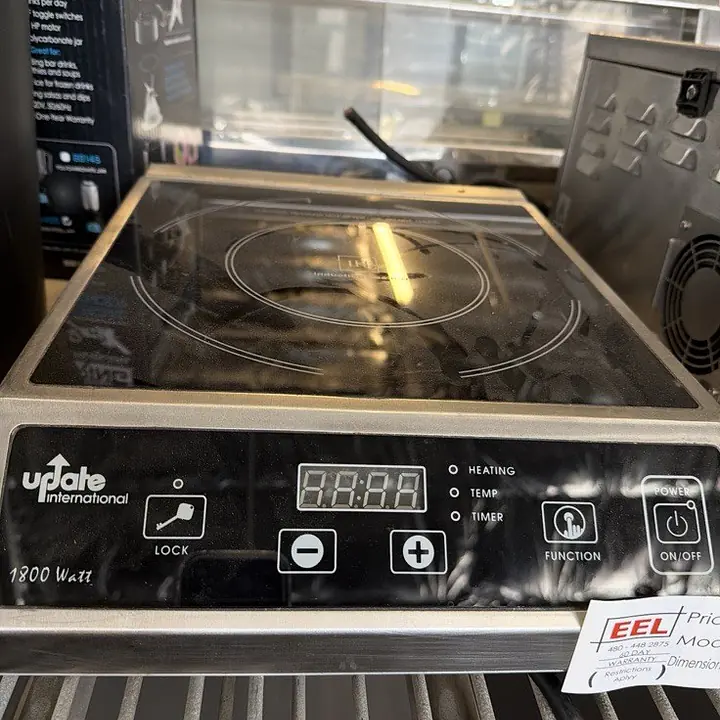 Update International IC-1800WN 120 V Countertop Commercial Induction Cooktop - Master