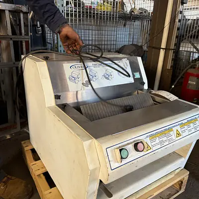 Oliver 732-N Commercial Bread Slicer Free Shipping primary image