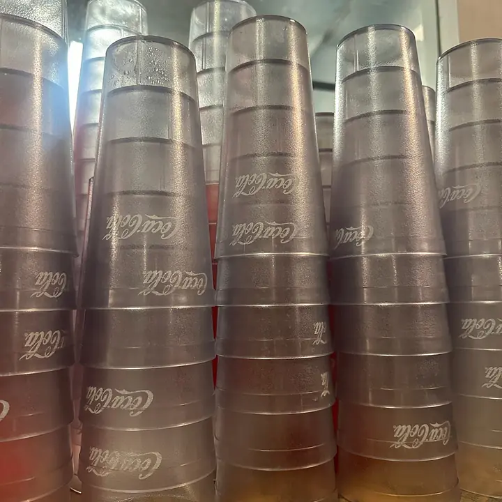 Set of 4 Coke Coca Cola Restaurant Red Plastic Tumblers Cups 24 oz - Master