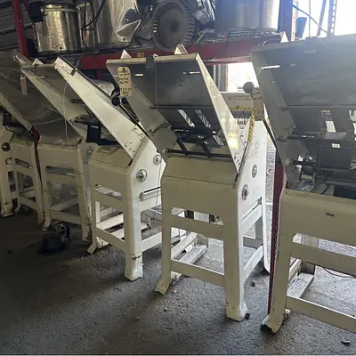 Oliver Bread Slicer primary image