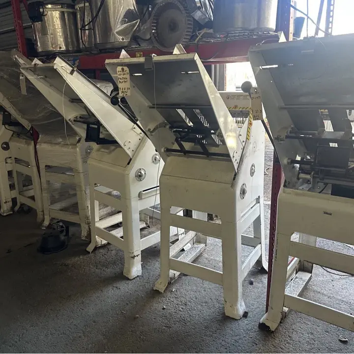 Oliver Bread Slicer - Master