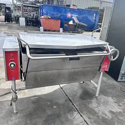 Vulcan VGTS-40 40 Gallon Tilt Skillet - Master