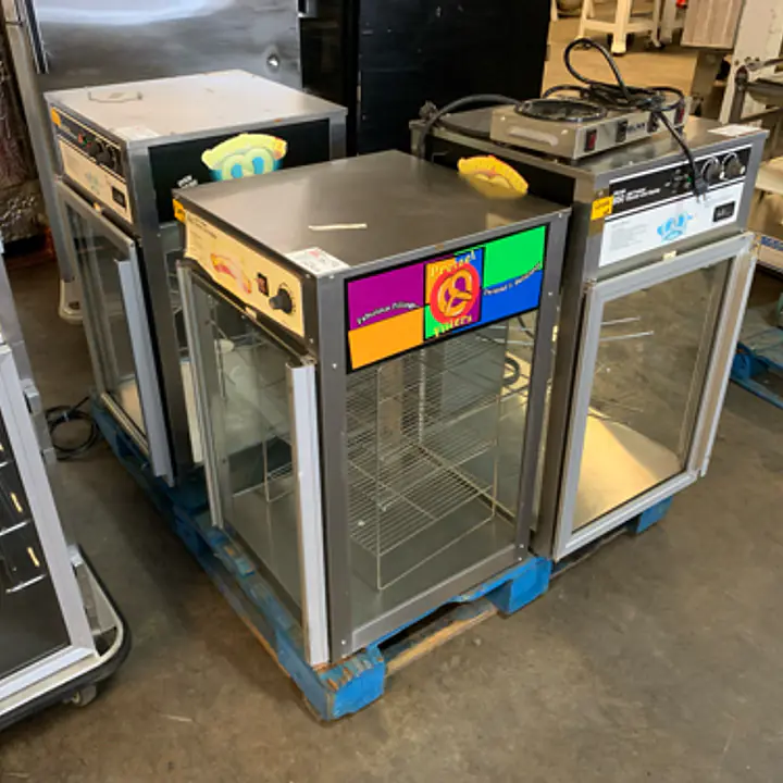 Counter Top Glass Pretzel Warmer Cabinet - Master