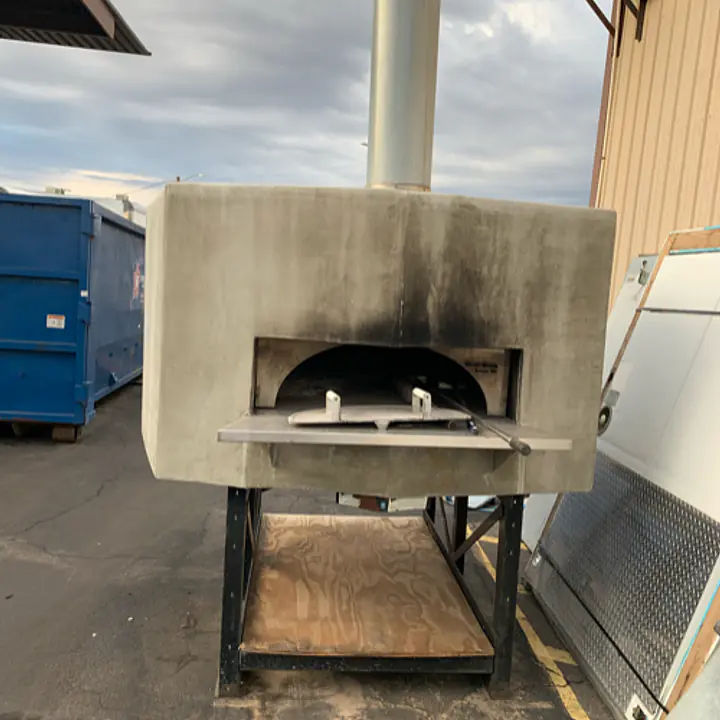 Outdoor Stone Pizza Oven WOODSTONE - Master