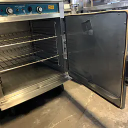 Half Sized Cook N Hold' ALTO SHAAM - Master