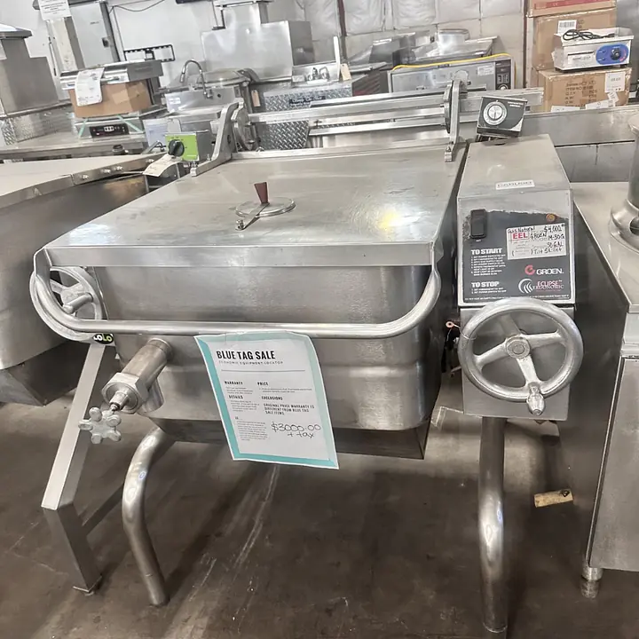 Groen M-30G 30 Gallon Tilt Skillet - Master