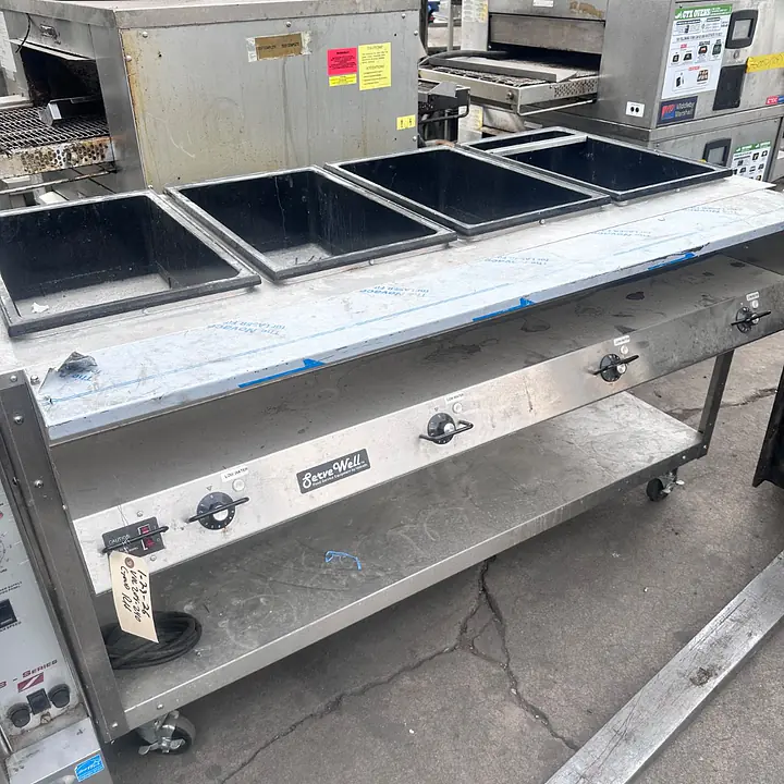 Serve Well Steam Table 4 Compartment 208-240 Voltage - Master